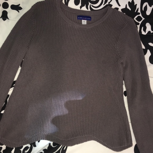Knit long sleeve. - Picture 1 of 1